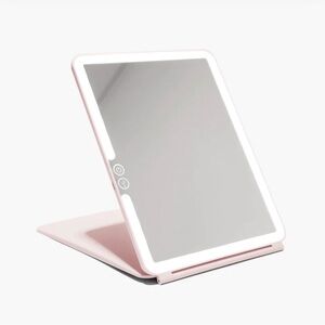 Vanity Planet light up mirror (charger not included)